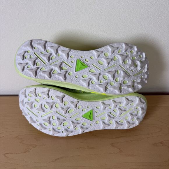 ASICS Fujispeed 3 Sneakers Neon Yellow Women's 10 Running Athletic FF Blast - Picture 10 of 13